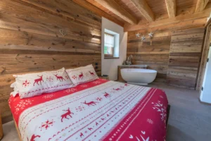 Camera da letto con vasca chalet Grifone Maso Vecchio